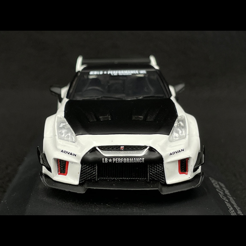 Nissan GTR R35 LB 2020 Silhouette White 1/43 Solido S4311203