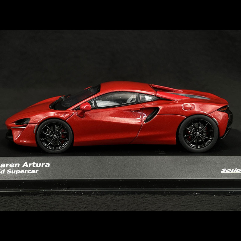McLaren Speedtail rouge (Schuco) 1/43e