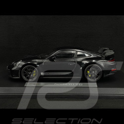 Porsche 911 GT3 type 992 2022 Noir Intense métallisé 1/18 Maisto 36458BKS