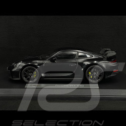 Porsche 911 GT3 type 992 2022 Tiefschwarz metallic 1/18 Maisto 36458BKS
