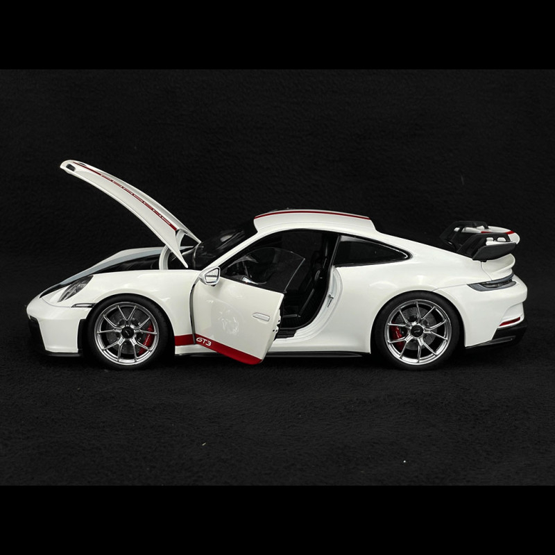 Porsche 911 GT3 Type 992 2021 Carrara White 1/18 Norev 187306