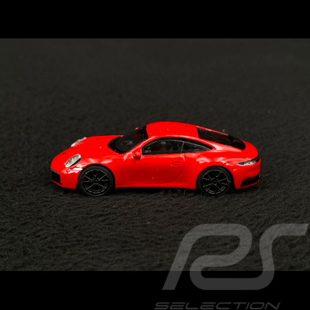 Porsche 911 Carrera S Coupe Type 992 2019 Guards Red 1/87 Schuco 452670400