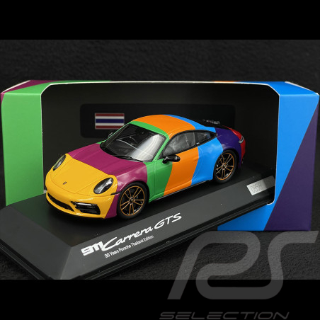 Porsche 911 Carrera GTS...