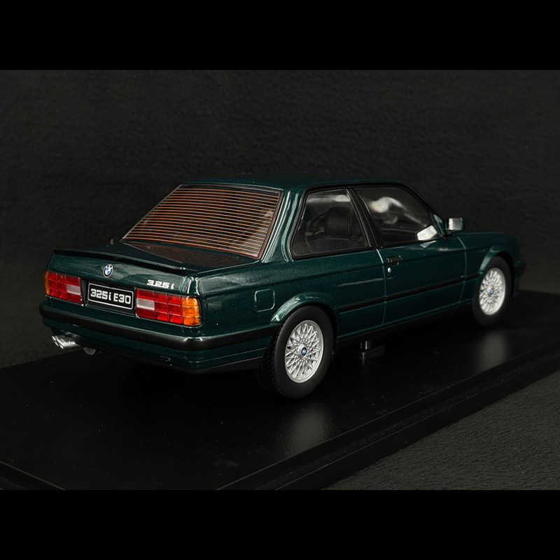 BMW 325i E30 M-Package 1 1987 Dunkelgrün Metallic 1/18 KK Scale KKDC180744