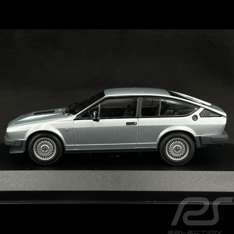 Alfa Romeo GTV 6 1983 Argent 1/43 Minichamps 940120141