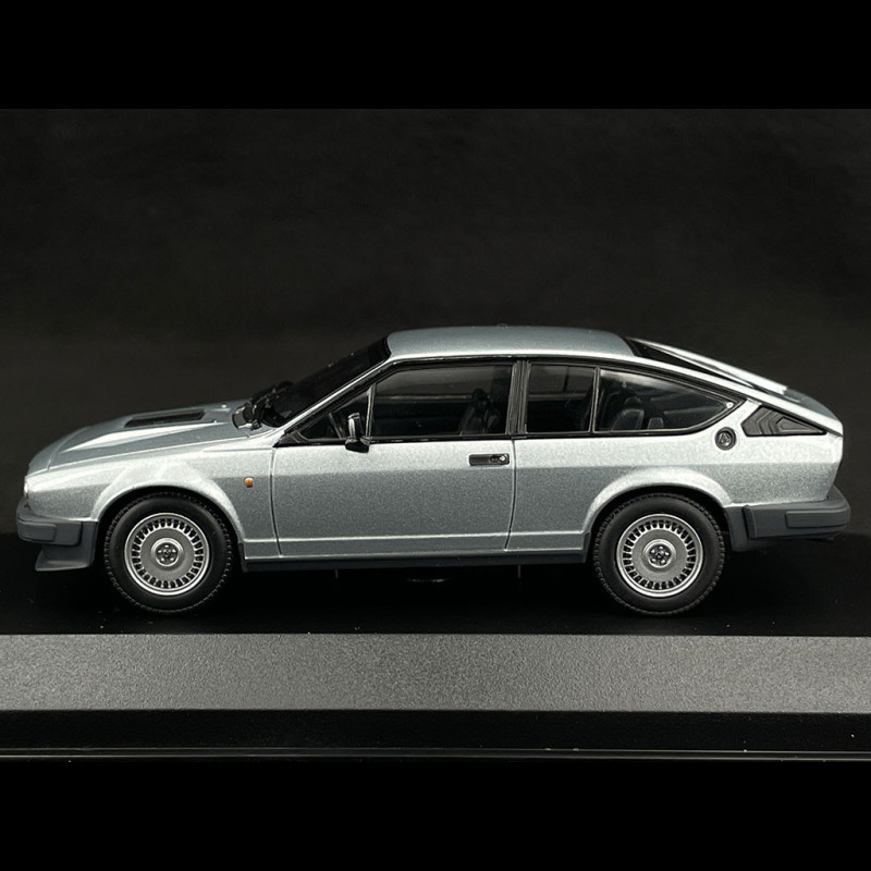 Tappetini auto CARLUX-RED per: Alfa Romeo GTV coupé, cabrio (1995-2005