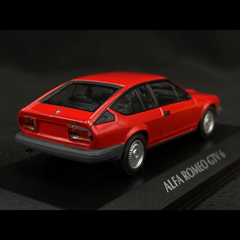 Modellino 1/43 Minichamps Alfa Romeo GTV 2004 – Rosso – Edizione Limitata 1 Di 3504