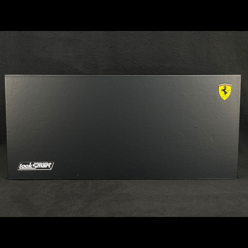 Scuderia Ferrari F1-75 No.16 Ganador GP de Austria Charles LeClerc 1:18 Modelo LookSmart