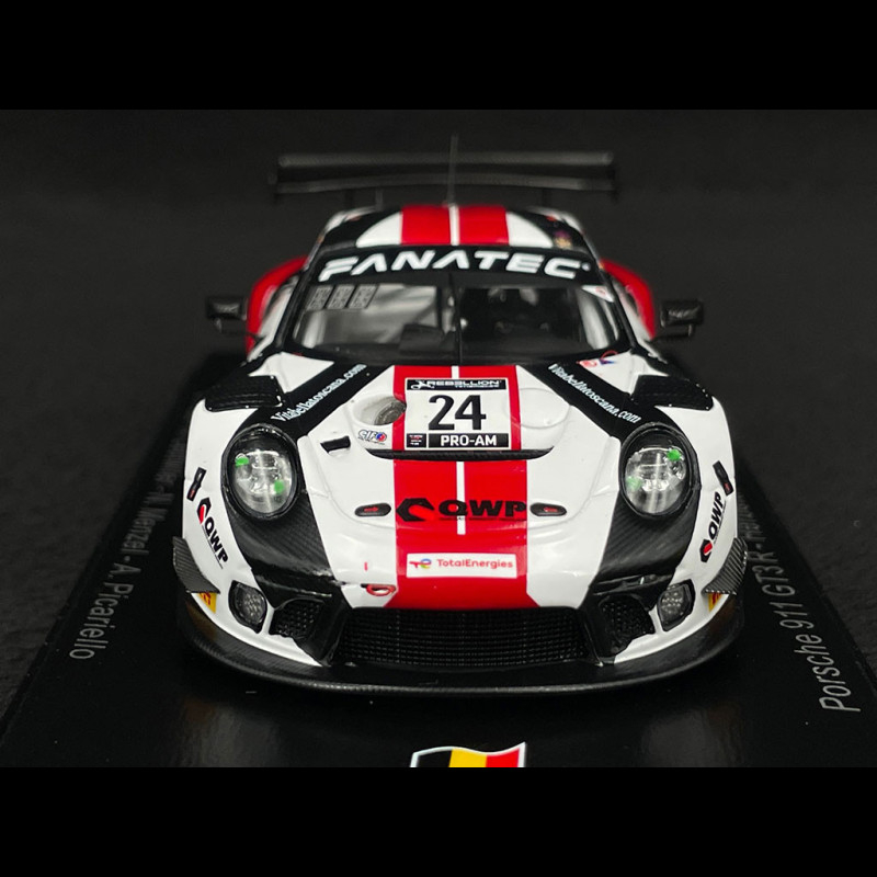 Porsche 911 GT3 R Type 991 n° 24 24h Spa 2022 1/43 Spark SB524