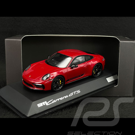 Porsche 911 Carrera GTS...