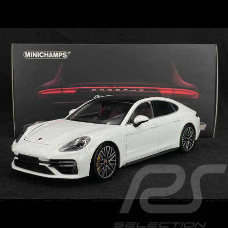 Porsche Panamera Turbo S...