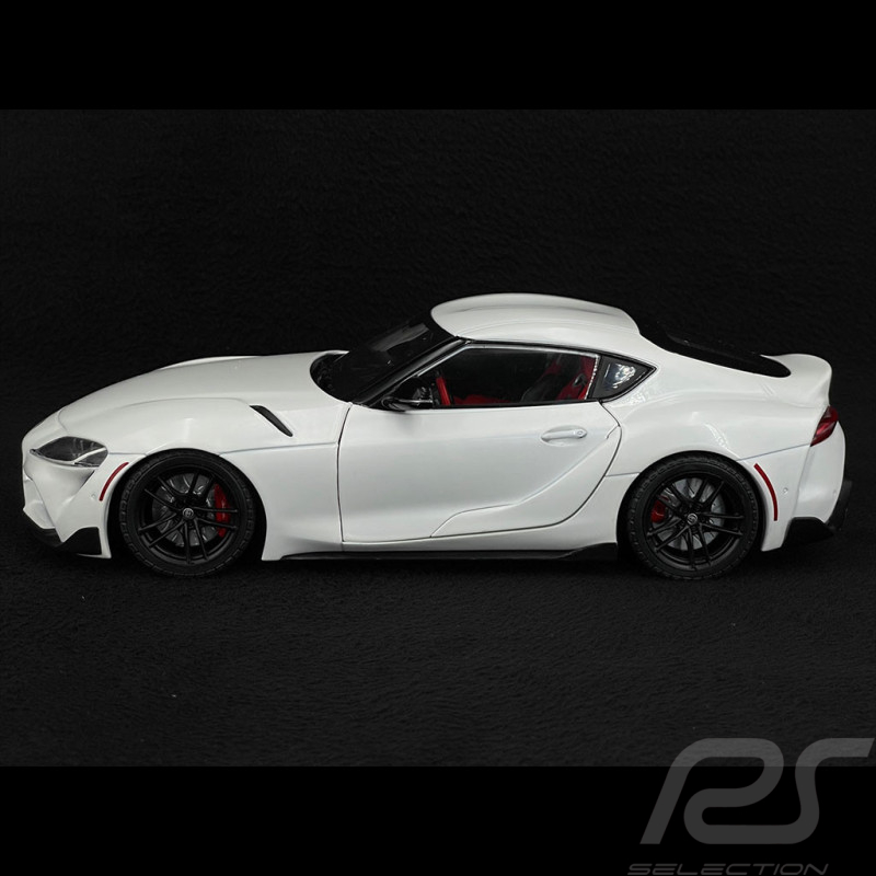 Toyota GR Supra 2023 Weiß 1/18 Solido S1809002