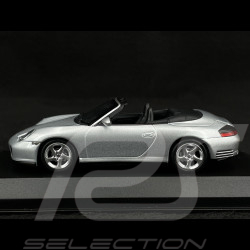 Porsche 911 Carrera 4S Cabriolet Type 996 2003 Argent 1/43 Minichamps 940062831