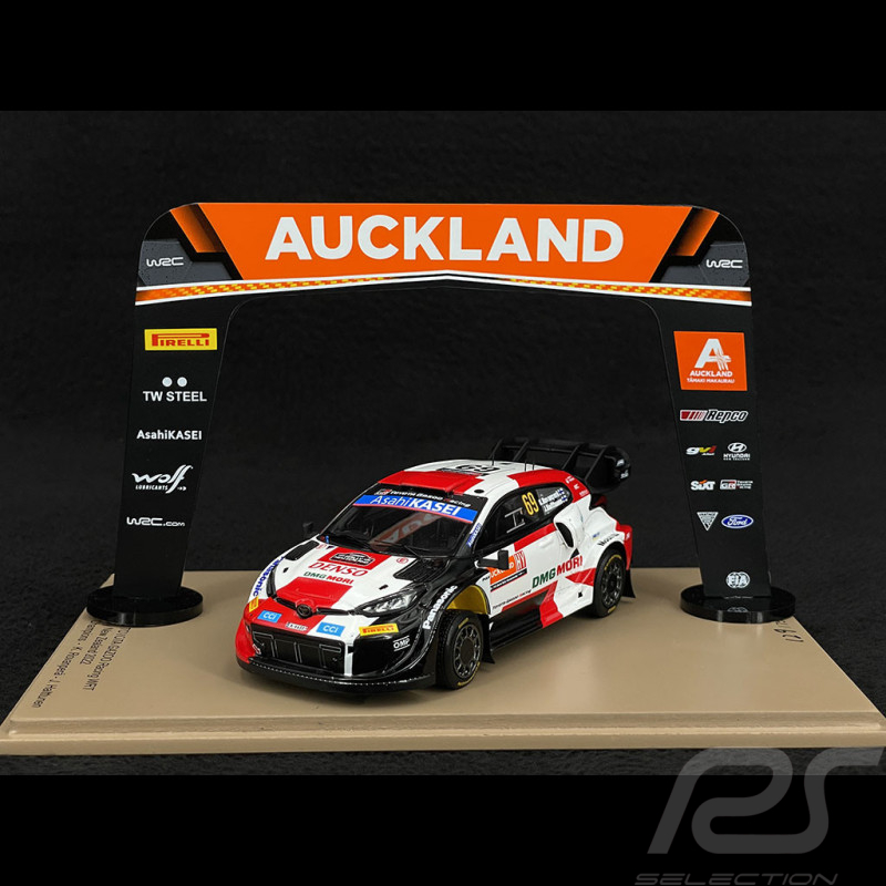 Kalle Rovanperä Toyota GR Yaris Rally1 n° 69 Winner Rallye New Zealand 2022 1/43 Spark S6713