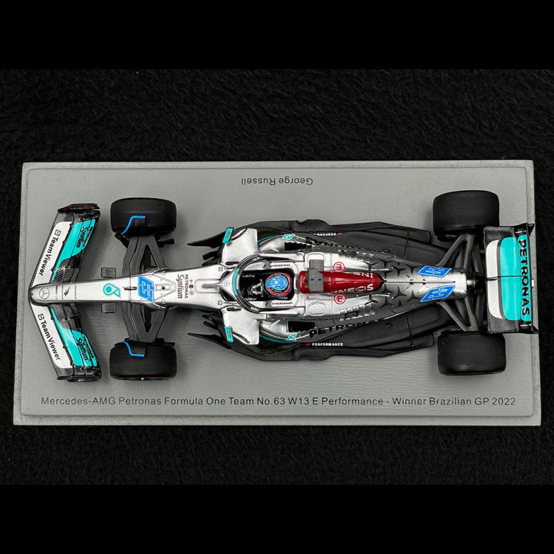 George Russell Mercedes-AMG Petronas F1 W13 E n° 63 Sieger GP