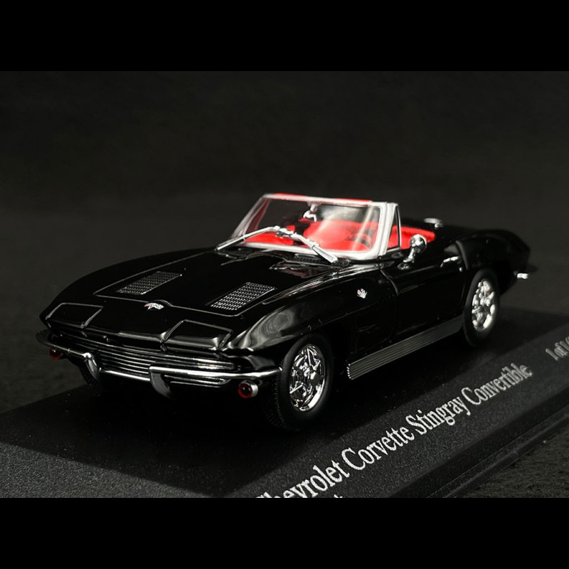Miniature REVELL - Chevrolet Corvette Stingray C2 1963