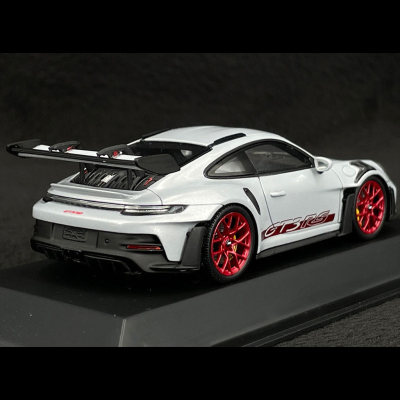1:43 Spark Porsche 911 (992) GT3 RS ice grey metallic/ pyro red
