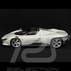 Ferrari Daytona SP3 2022 Weiß Bianco Avus 1/18 Bburago Signature 16912