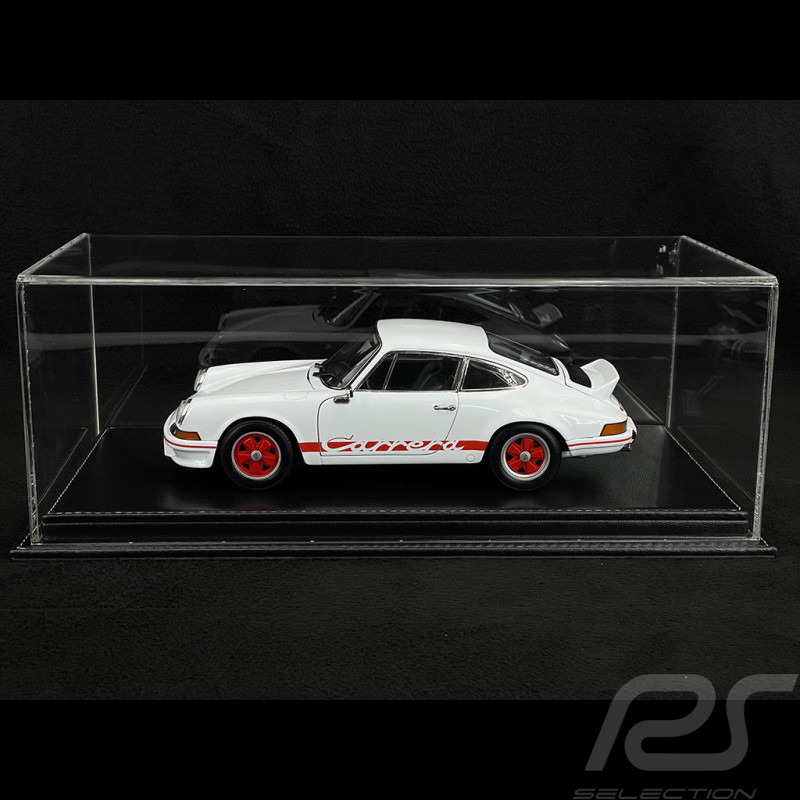 1/18 showcase for model Black leatherette base premium quality