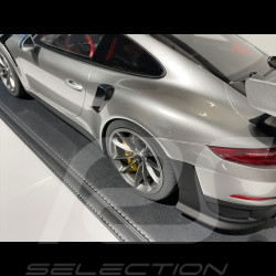 1/8 showcase for model Anthracite Grey leatherette base premium quality