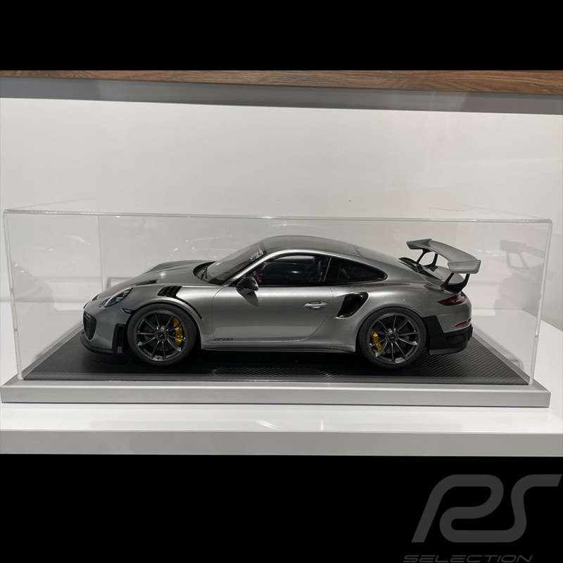 1/8 showcase for model black base / alu surround premium quality