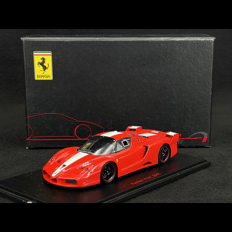 Elite Ferrari FXX Miniatur – 1:43, Rot, Limitierte Auflage Von 2500 Stück, Modellauto Aus Metall Für Sammler, Hotwheels Elite