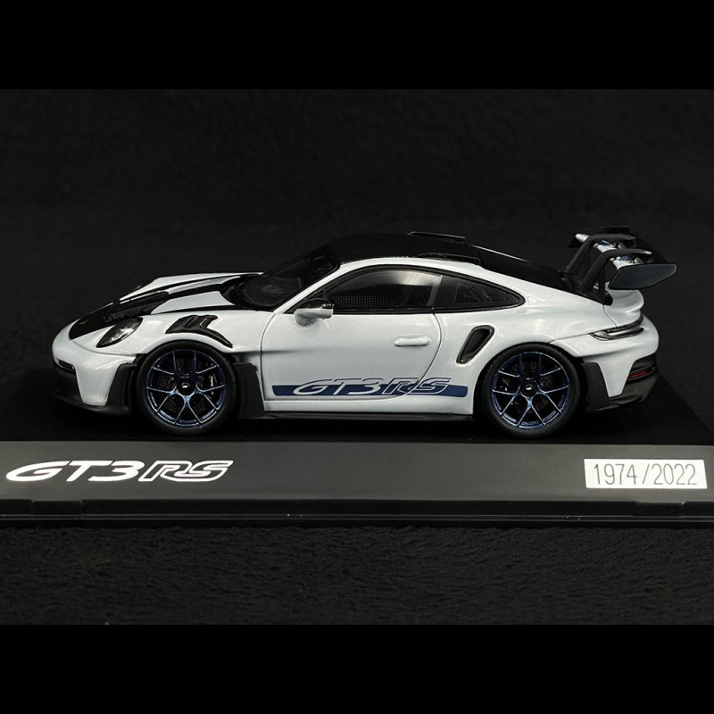 Porsche 911 (992) GT3 RS Tribute to 911 Carrera RS 1972 1:18