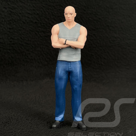 Figura hombre musculoso...