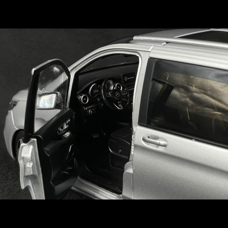 Mercedes V-Class AMG Line 2018 - Norev 1/18