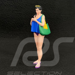 Figur Mädchen am Strand am Telefon Diorama 1/18 Premium 18003