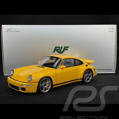 Porsche 911 Ruf CTR...