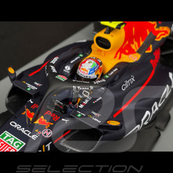 Sergio Perez Red Bull RB18 n° 11 Winner 2022 Singapore F1 Grand Prix 1/18 Spark 18S778