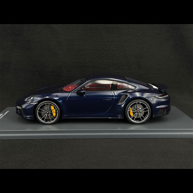 Porsche 911 Turbo S Type 992 2021 Night blue metallic 1/18 Schuco 450052500