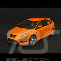 Ford Focus ST 2.5 Mk II 2006 Elektrisches Orange 1/18 Ottomobile OT961
