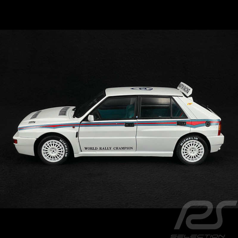 Lancia Delta HF Integrale Evo 1 1992 Weiß / Martini Streifen 1/18 Solido S1807804