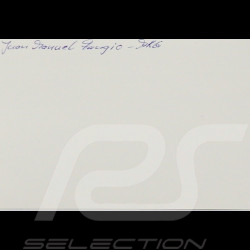 EXTREM SELTEN - Pressefoto Mercedes-Benz F1 W296 n°2 handschriftlich signiert von Juan Manuel Fangio.