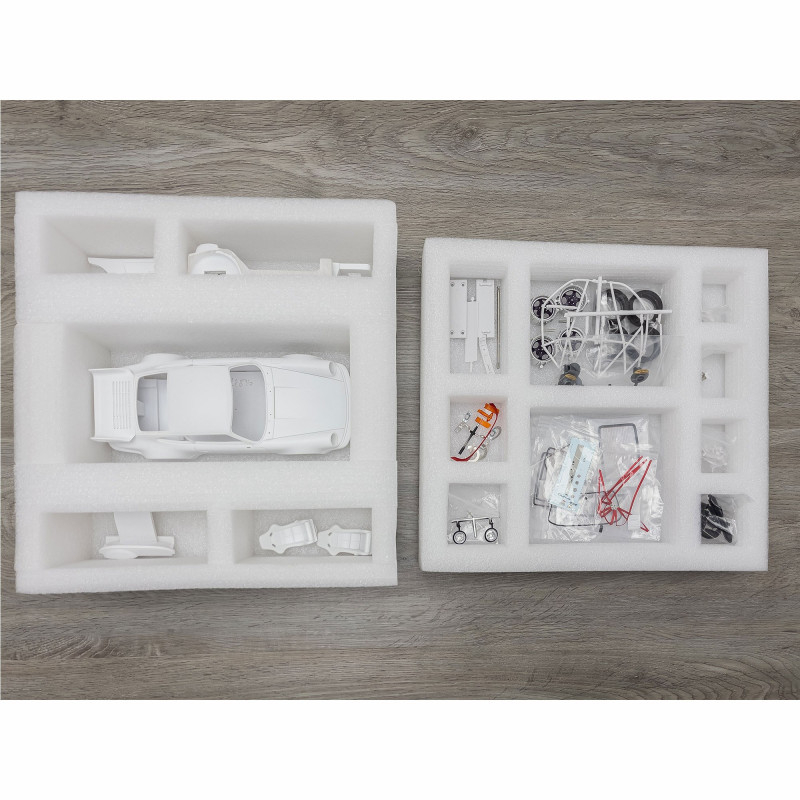 Miniature Voiture 1/64 Porsche Singer Turbo Study 930 GT - Alliage Rose, Aile Arrière, 2024