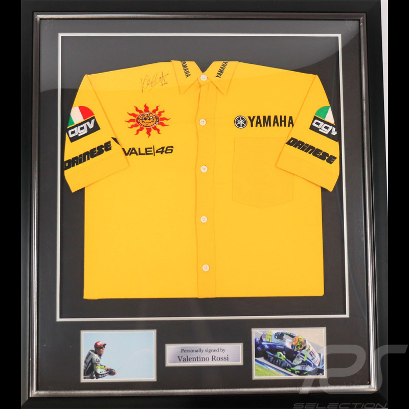 TRES RARE - Chemise Yamaha Valentino Rossi avec cadre et plexiglas signée à la main