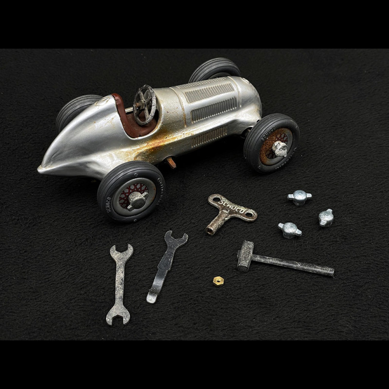 Vintage Race car Mercedes Grand Prix 1936 Grey metallic Schuco Studio 1050