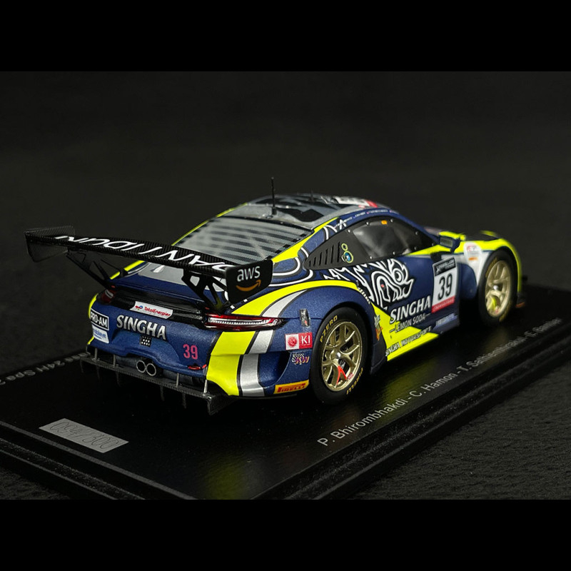 Porsche 911 GT3 R n° 39 24h Spa 2022 SINGHA Racing 1/43 Spark SB519