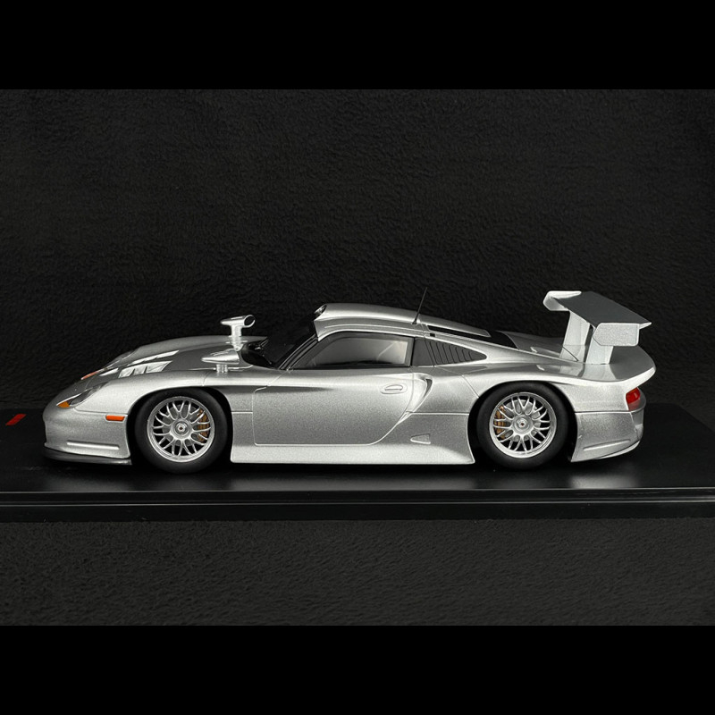 Porsche 911 - LA-KA - Lack Und Karosseriearbeiten