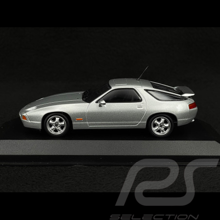 Porsche 928 GTS 1991 Zermattsilber metallic 1/43 Minichamps 940068105