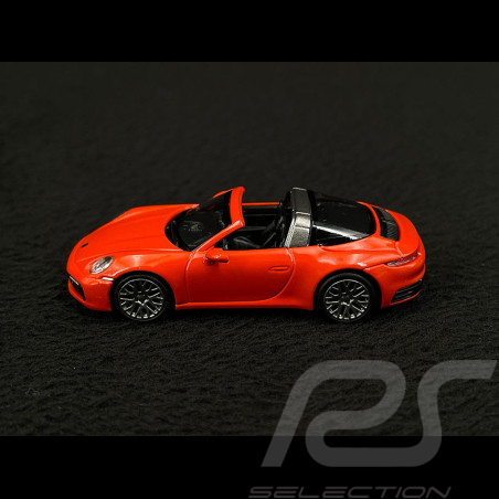 Porsche 911 Targa 4 Type 992 2020 Lava Orange 1/87 Minichamps 870069061