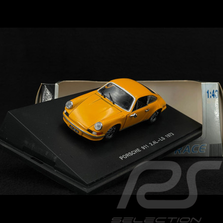 Porsche 911 2.4 L / S 1973 Jaune signal 1/43 Universal Hobbies Eagle's Race 6009