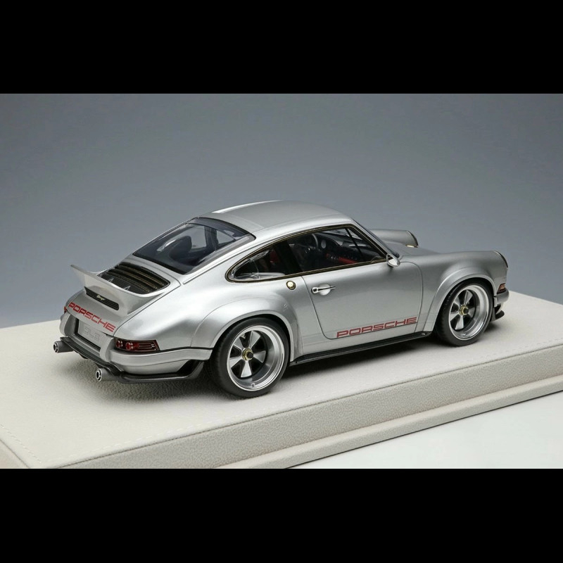Porsche Singer DLS Racer X 2022 Silver 1/18 Make Up Models