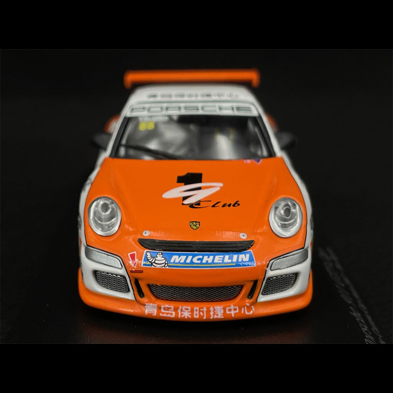 Porsche 911 996 GT3 Carrera Cup Macau 1/18 – Autoart 80574 Collection