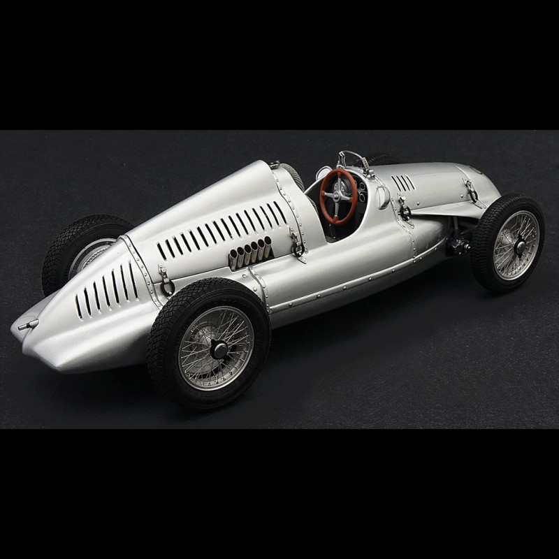 Auto-Union Typ D Silver arrow Grand-Prix 1938-1939 1/18 CMC M-027