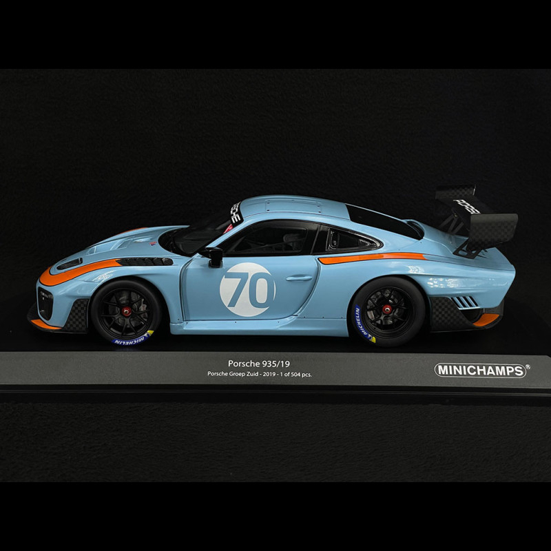 Minichamps Porsche 935 #70 Gulf 911 991 GT2 Rs 2018 1/43 - WAP0209550PGLF