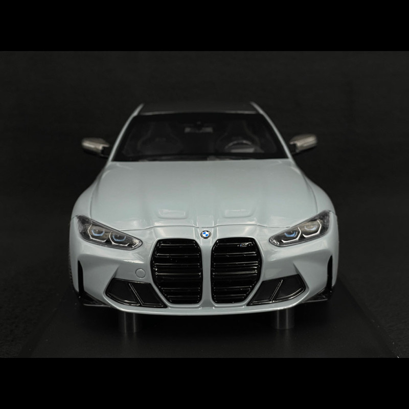 BMW M4 2020 Hellgrau 1/18 Minichamps 155020124 