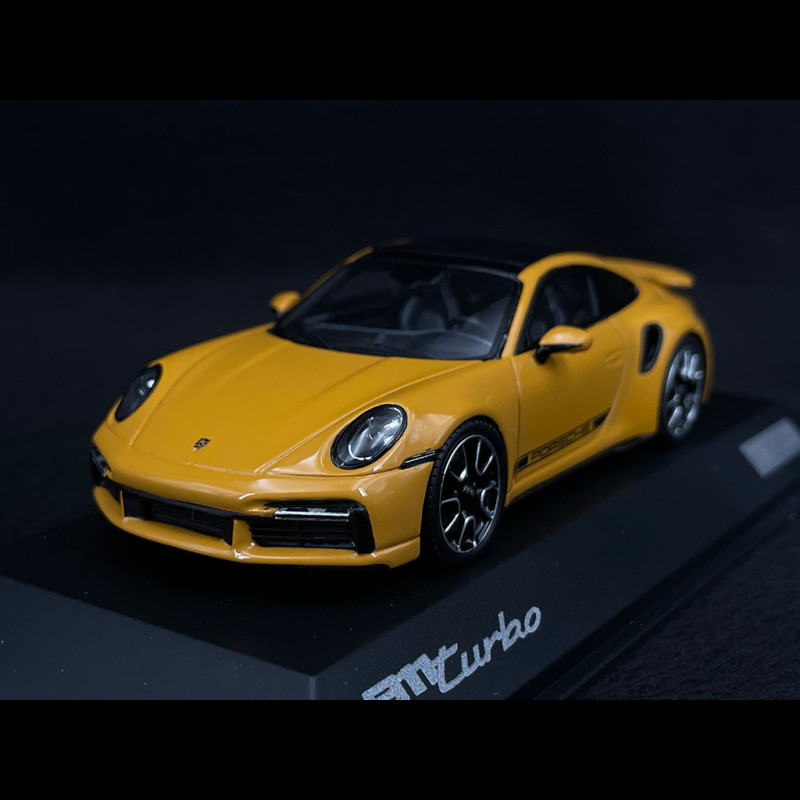 Porsche 911 Turbo Coupé Type 992 2020 Bahama yellow 1/43 Spark